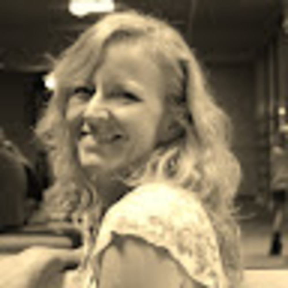 Meet your Posher, Lenore